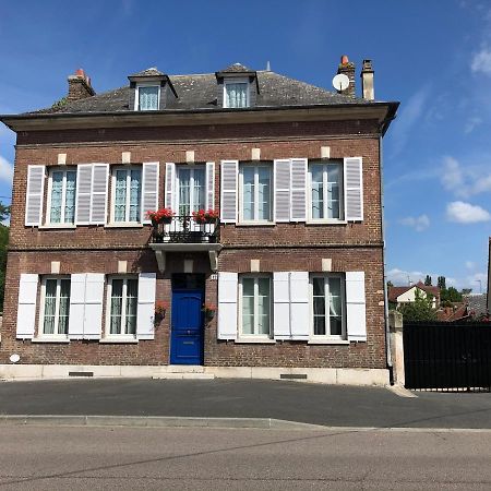 Maison Quatre Freres Louviers Εξωτερικό φωτογραφία